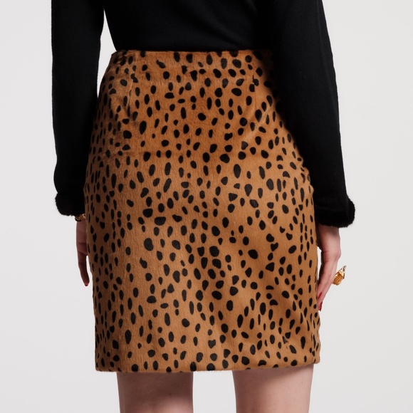 Blaine Skirt - Cheetah Faux Fur - Picture 4 of 6